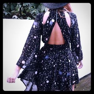 LF: Selfie Leslie crisscross romper